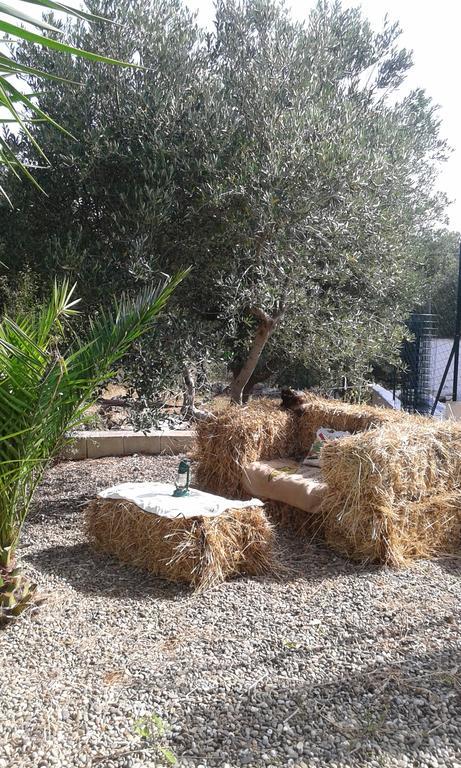 Borgo Degli Artisti Villa Ostuni Luaran gambar