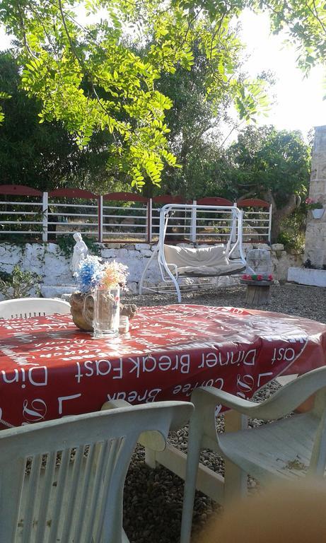 Borgo Degli Artisti Villa Ostuni Luaran gambar